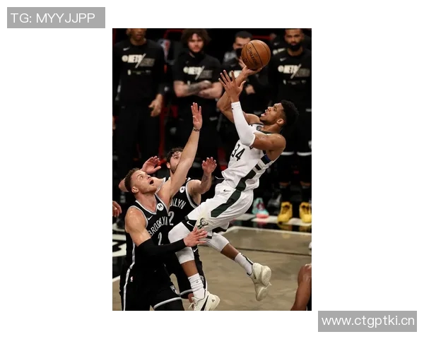 成都网球队防守体系解析与网球战术的深度探讨