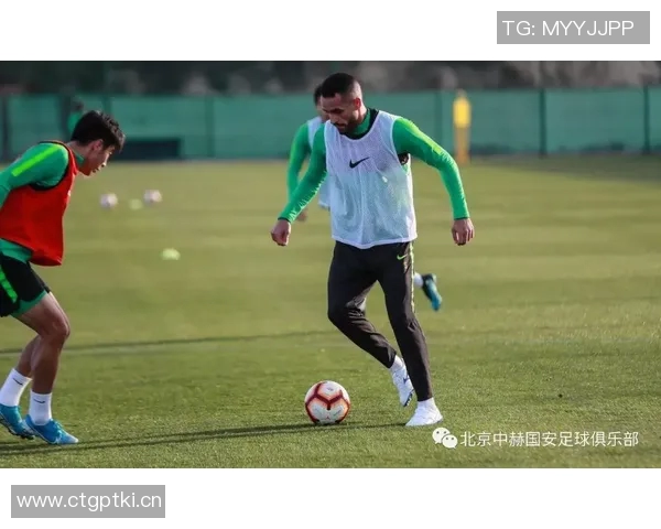 深入分析西安羽毛球队独特盯防战术及其战术优势与应用 深入分析西安羽毛球队独特盯防战术及其战术优势与应用